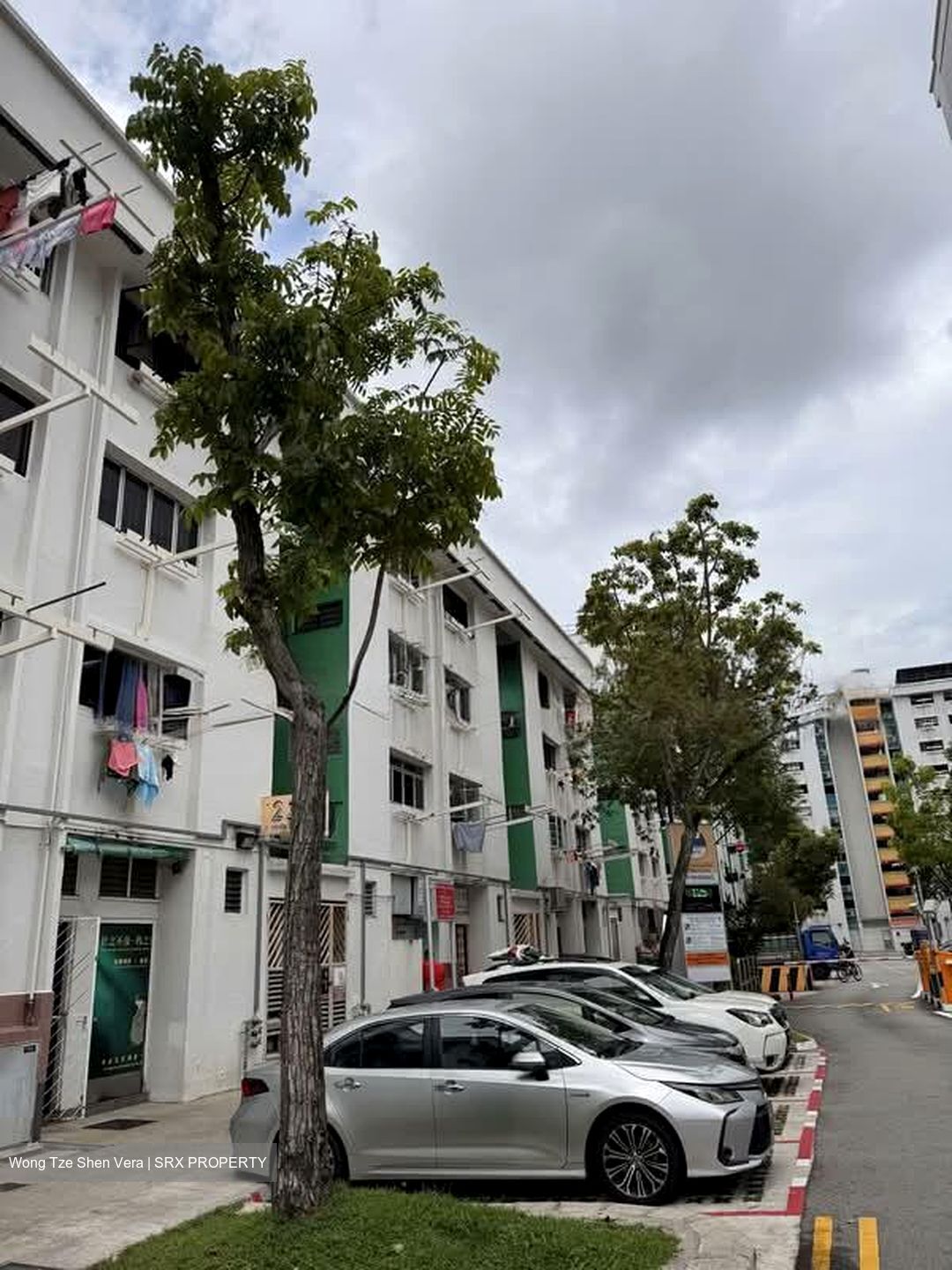 Yishun Ring Road (D27), Shop House #561308501
